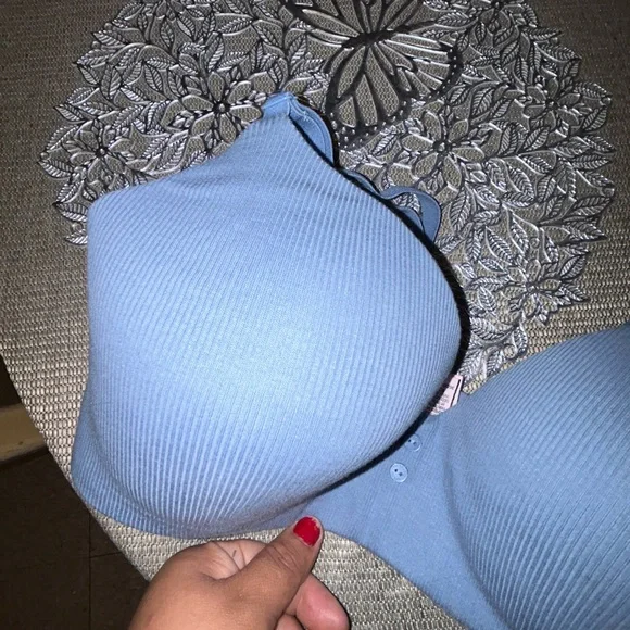 Victoria's Secret Padded Seamless Bra - Dusty Blue - Picture 4 of 8